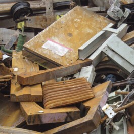 Industrie- und Abbruchschrott