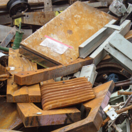 Eisenschrott/ Nichteisenmetalle Industrie- und Abbruchschrott