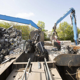 Eisenschrott/ Nichteisenmetalle Produktzerstörungen und -vernichtungen