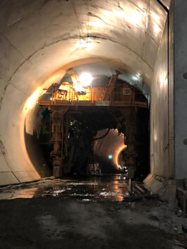 DEMONTAGE DIREKT IM TUNNEL 