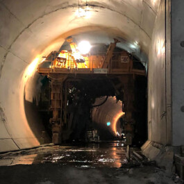 DEMONTAGE DIREKT IM TUNNEL 