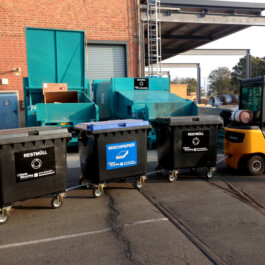 Unterschiedliche Abfallbehälter und -container von Karle Recycling 