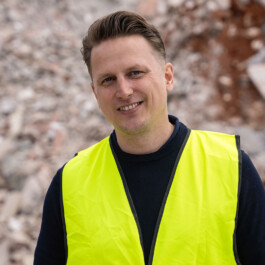 Robin Pillkann betreut die Kunden aus der Baubranche. 